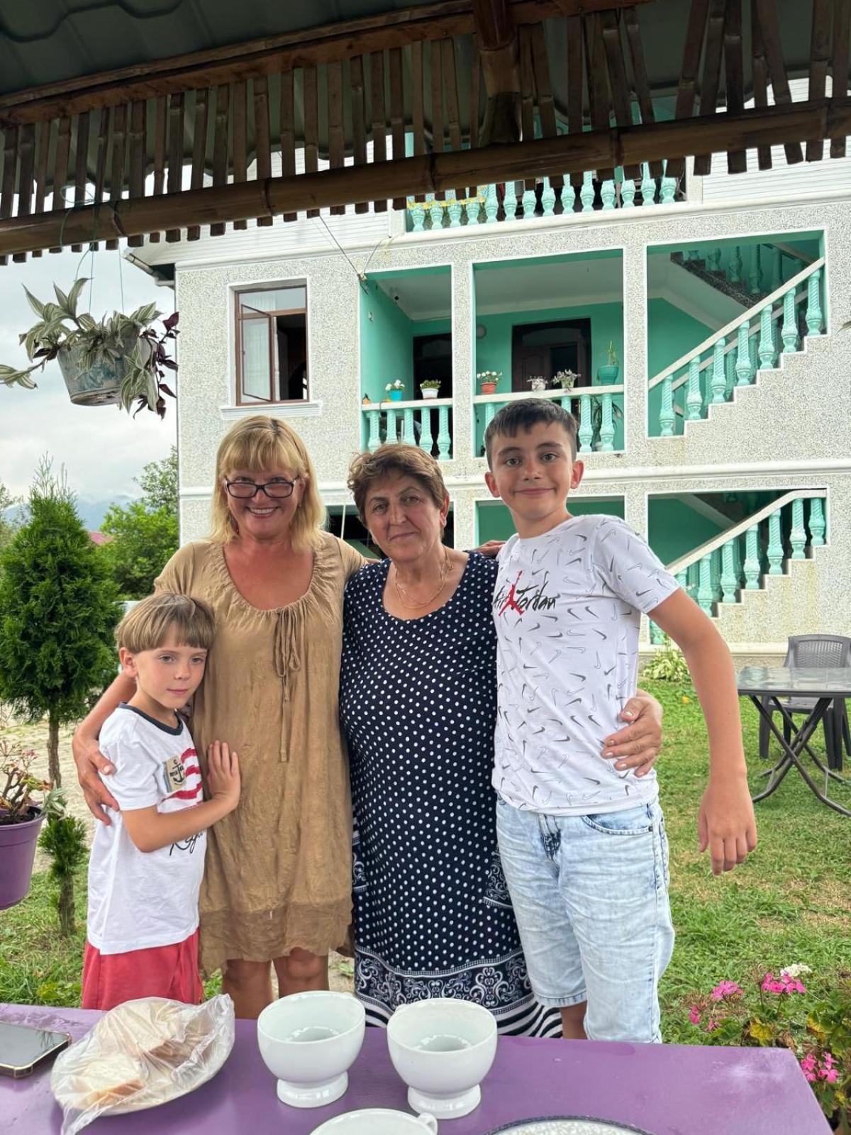 Homestay In Batumi Дом В Чакви Exterior photo